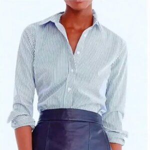 J. Crew 365 Slim Stretch Perfect Shirt in Classic Stripe Size 6